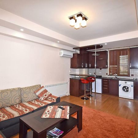 Apartments In Center Of Yerevan,Koghbatsi 1A Street Esterno foto