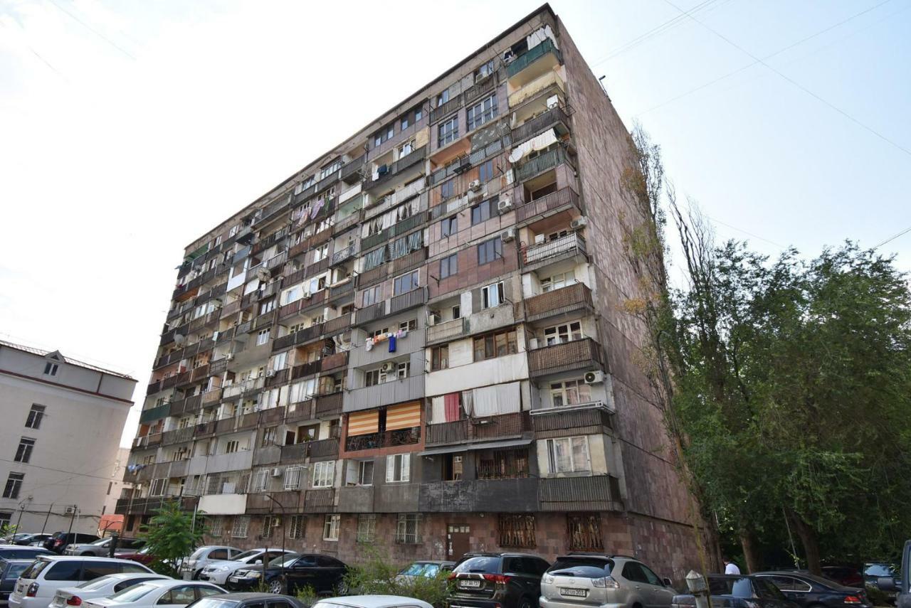 Apartments In Center Of Yerevan,Koghbatsi 1A Street Esterno foto